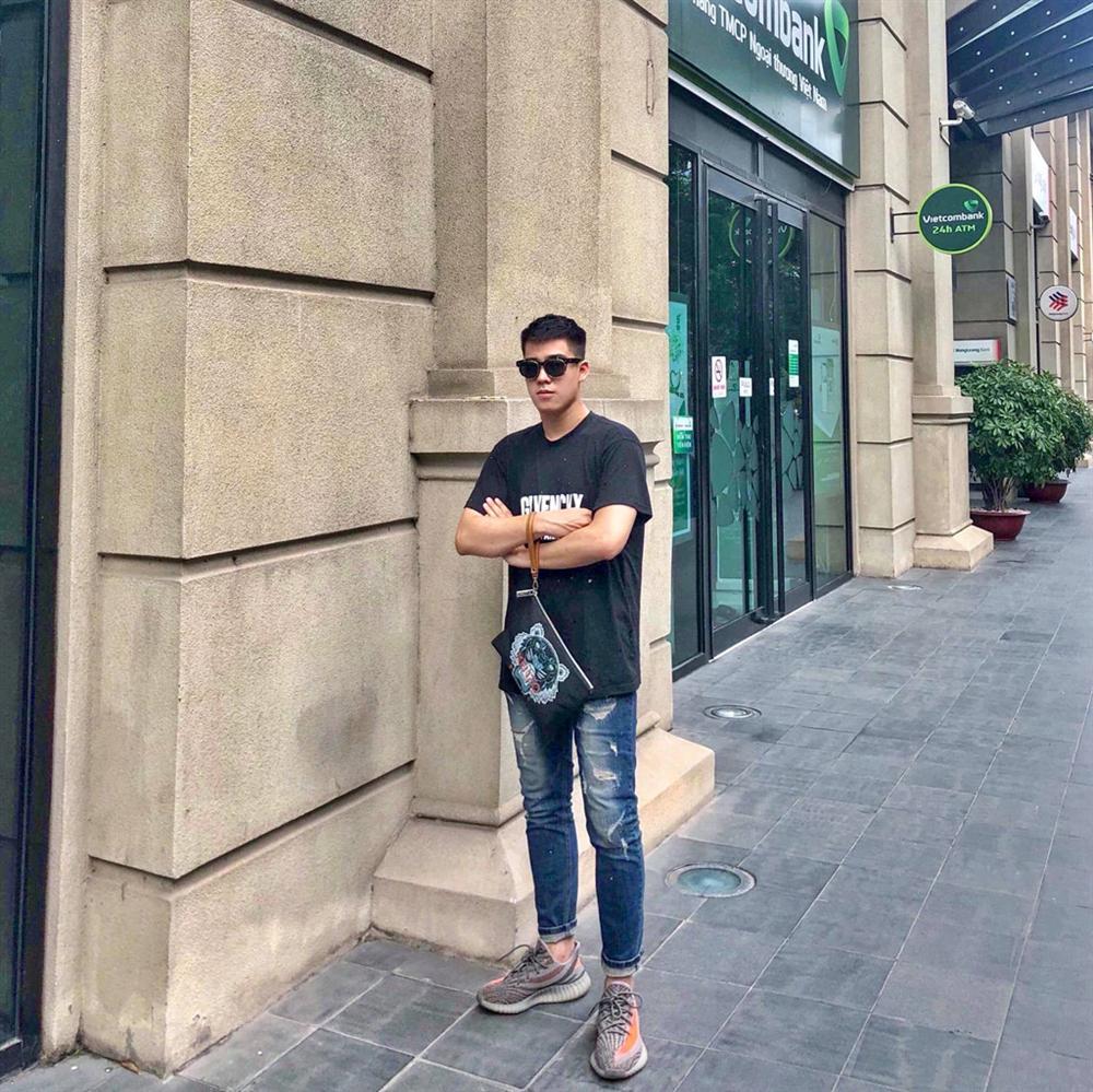 Hot boy xe bus, hot boy cầu lông một thời giờ ra sao?-6