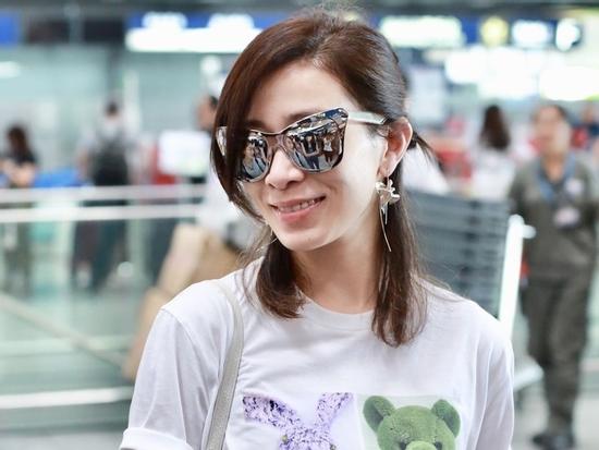 'Nhàn Phi' Xa Thi Mạn trẻ trung như gái đôi mươi ở tuổi 43