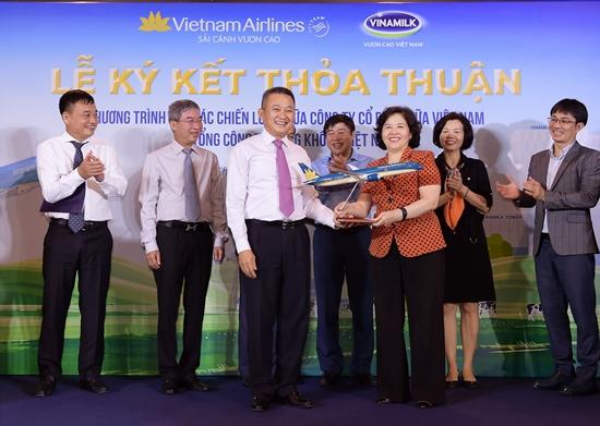 Thơm ngon thức uống Vinamilk trên chuyến bay Vietnam Airlines-4
