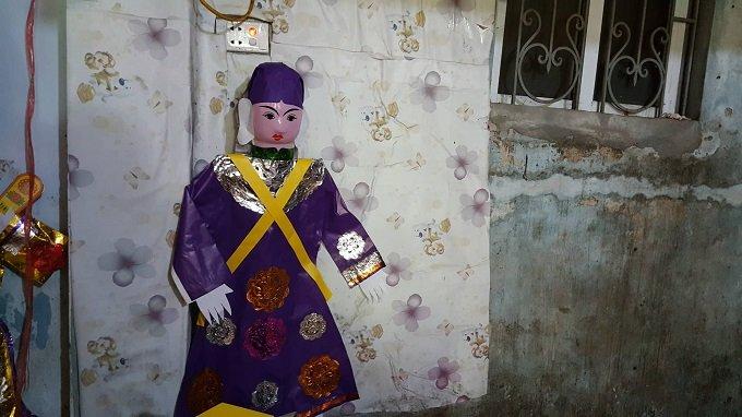 Đại gia cô hồn: Trong nhà cả trăm sổ đỏ, sẵn chục cô chân dài-15