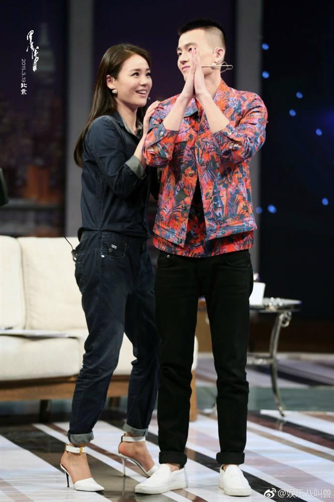 Sự kiện đình đám nhất weibo hôm nay: Ảnh hậu 9X siêu giàu công khai chia tay bạn trai nghèo khó-4