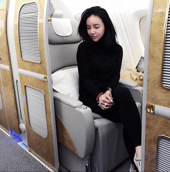 Con gái tỷ phú Singapore Kim Lim có cuộc sống giàu sang thế nào?-10