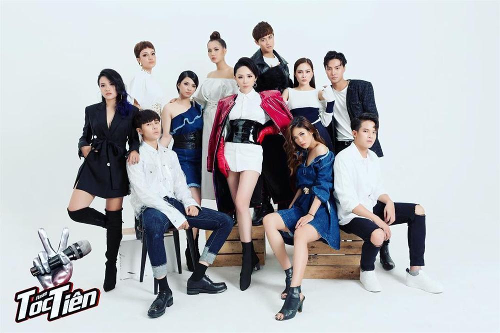 Tóc Tiên đẹp tuyệt vời trong màu trắng tinh khôi khi được Hoàng Touliver cầu hôn đêm qua-4