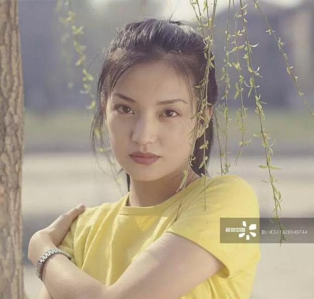 Hoàn Châu Cách Cách lên sóng, én nhỏ Triệu Vy lại nổi rần rần nhờ nhan sắc 20 năm vẫn đẹp-5