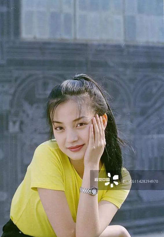 Hoàn Châu Cách Cách lên sóng, én nhỏ Triệu Vy lại nổi rần rần nhờ nhan sắc 20 năm vẫn đẹp-8