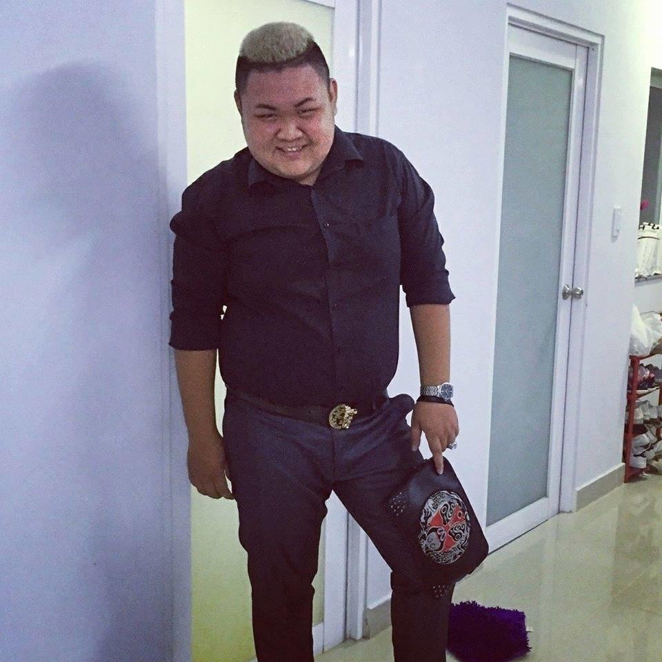 Anh chàng béo tròn quẩy dẻo như dancer trong đám cưới khiến cô dâu, chú rể cũng bị lu mờ-2