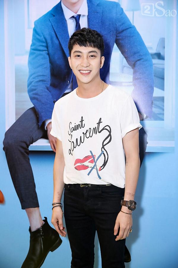 Hết bồng bế lại đến hôn tay, lẽ nào S.T và Jang Mi đã thực sự là một cặp phim giả tình thật-8