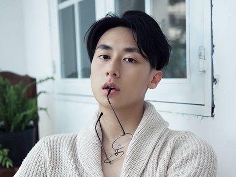 Nhìn lại quãng đường hoạt động nghệ thuật ngắn ngủi của Rocker Nguyễn-1