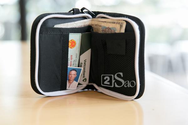 Nấm lùn Fung La và chiếc túi ve chai chứa đầy những hòn đá kỳ diệu-10