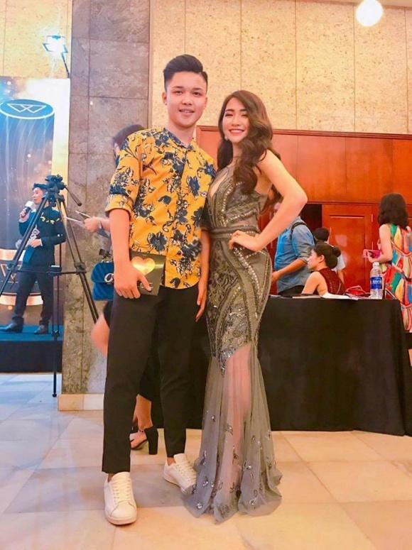 Em trai phân vân chọn trường học phí cao, không ai chịu chơi như Hòa Minzy khi khẳng định: Bao nhiêu chị cũng lo cho em-1