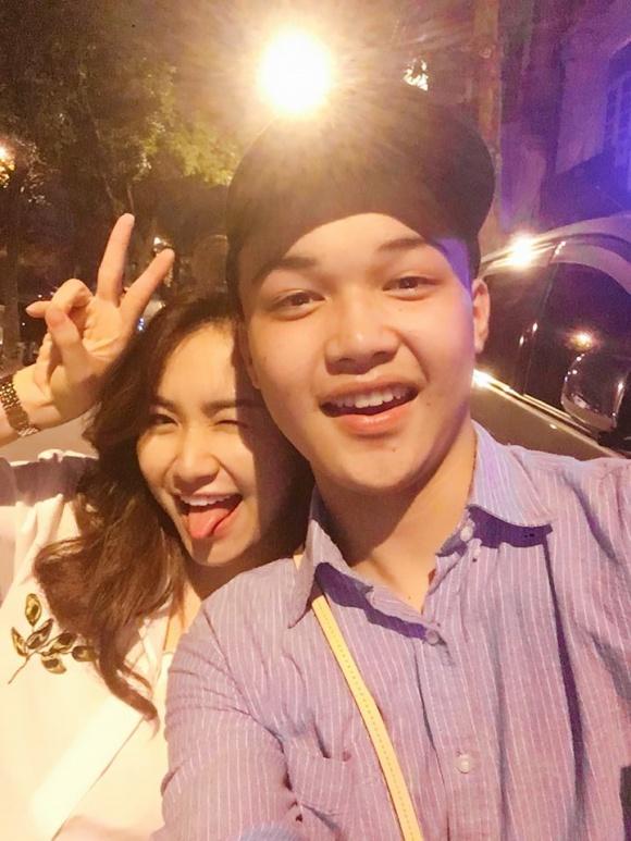 Em trai phân vân chọn trường học phí cao, không ai chịu chơi như Hòa Minzy khi khẳng định: Bao nhiêu chị cũng lo cho em-2