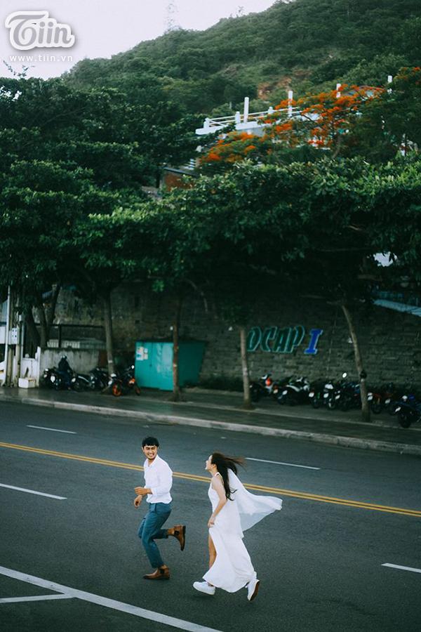 Cô nàng hạ quyết tâm phải cưa đổ người thương 10 năm trước vì tội lạnh lùng, kiêu chảnh-12