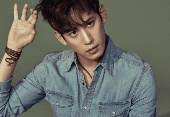 Lee Dong Gun và bà xã cùng đi mua sắm sau nhiều chỉ trích-8