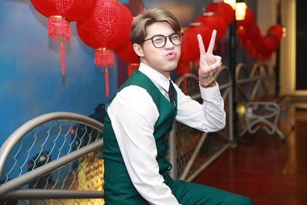 Cưng không chịu nổi muôn kiểu phồng má chu môi tự sướng của các sao Việt-6