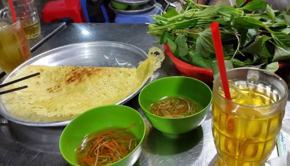 Quán ăn trong hẻm nhỏ khách kéo đến nườm nượp ở Sài Gòn-3