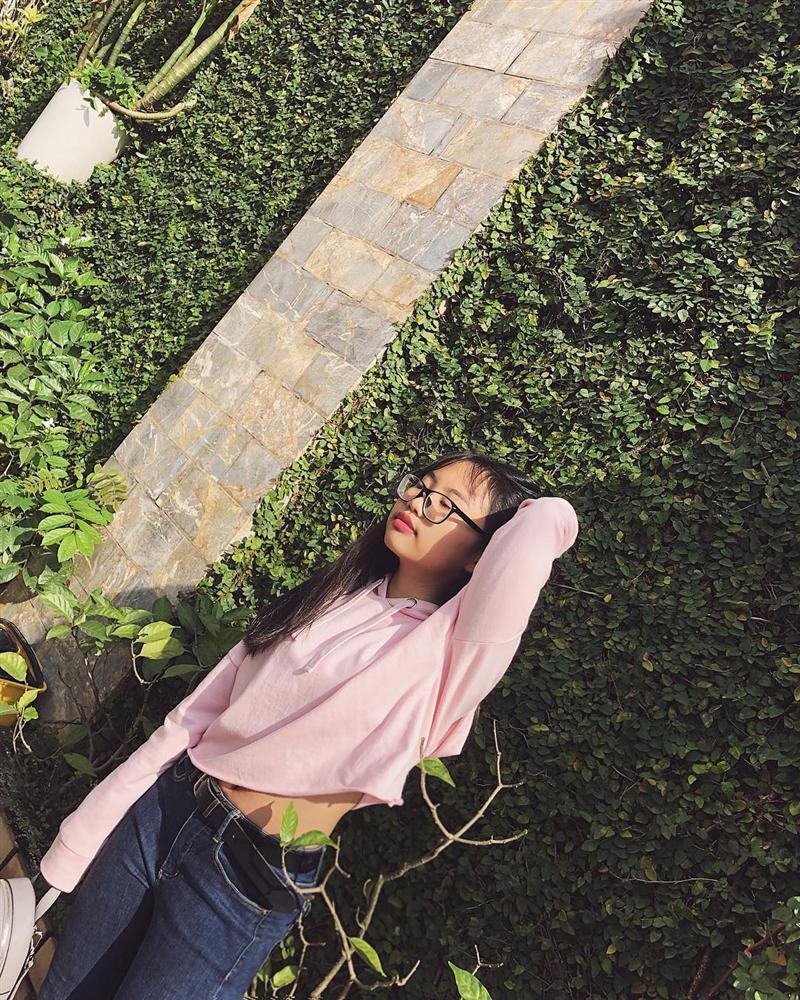 Hồ Ngọc Hà khoe body cực nuột với áo tắm vàng hot trend-7