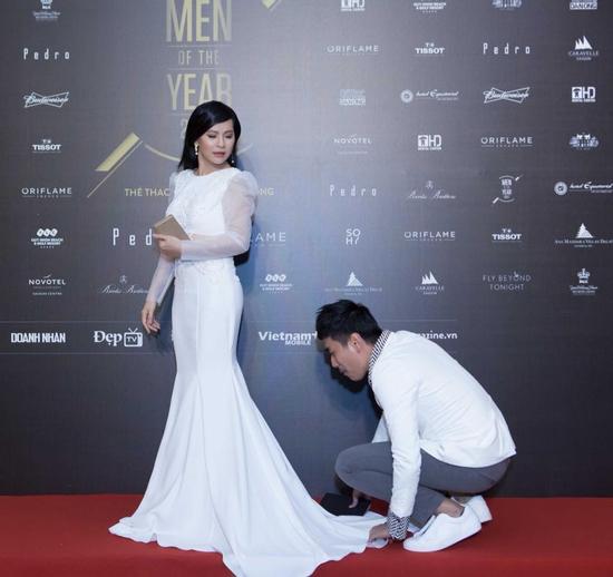 Đã yêu 'phi công' thì phải chọn người như Kiều Minh Tuấn: vừa đảm đang vừa biết cưng chiều 'máy bay'