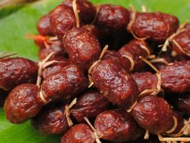 Tung lò mò - món ăn nổi tiếng của người An Giang Tung lò mò - món ăn nổi tiếng của người An Giang