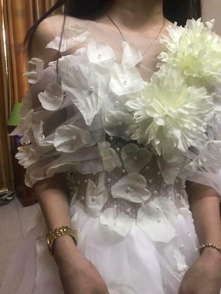 Đặt 2 bộ đầm sau khi xem livestream bán hàng online, thứ cô gái Đà Nẵng nhận về thật đáng sợ-4