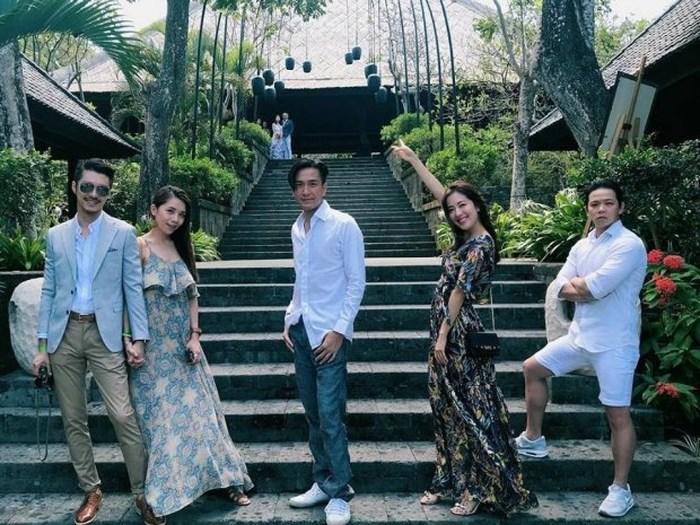 Tài tử TVB Trịnh Gia Dĩnh hôn say đắm hoa hậu Hong Kong trong đám cưới cổ tích-7