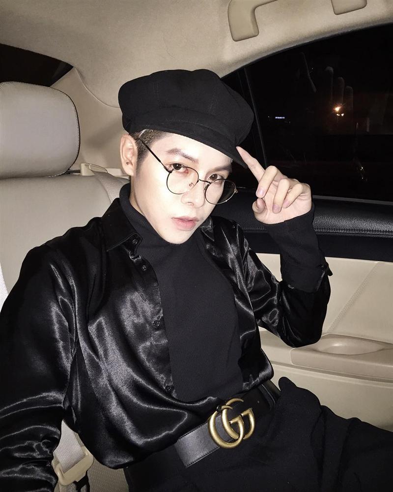 Đức Phúc đang khiến các chị em hoa mắt với gu thời trang ngày càng diêm dúa khác gì gái mới lớn-13