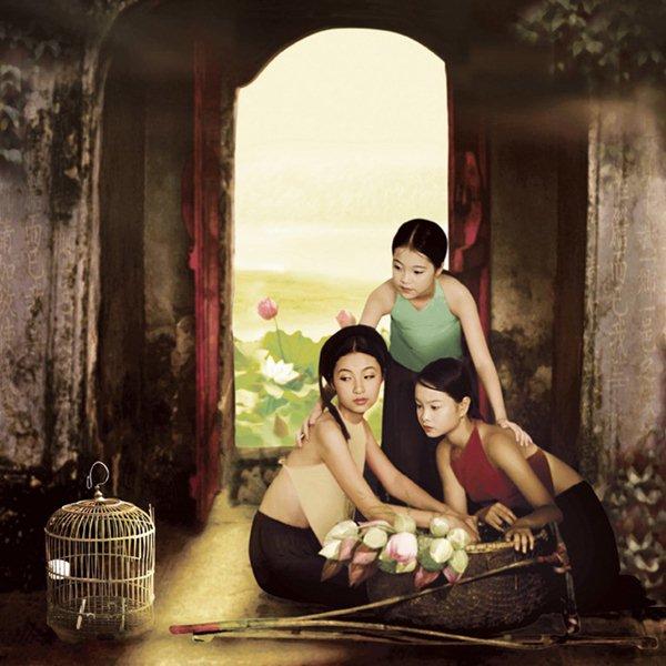 Áo yếm siêu mỏng với quần lót dây: Biến tấu xấu xí khiến dư luận dậy sóng-5