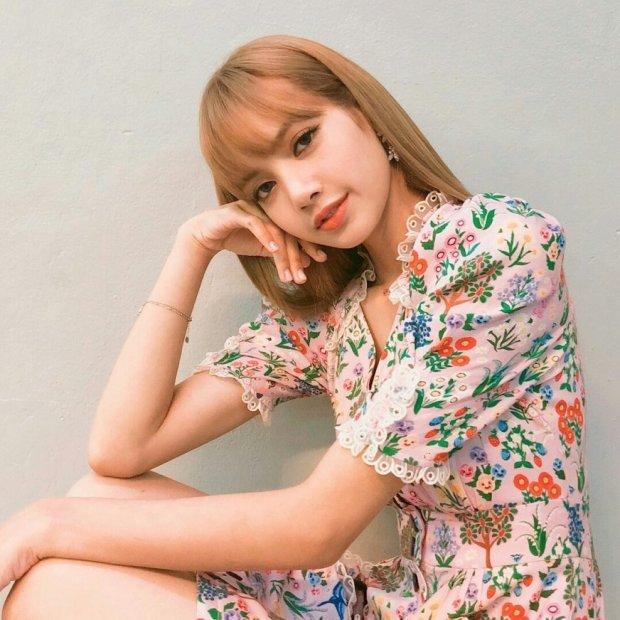 Tất cả đều biết Lisa (BlackPink) bật khóc tại fansign Thái nhưng lý do thì không phải ai cũng tỏ tường-6