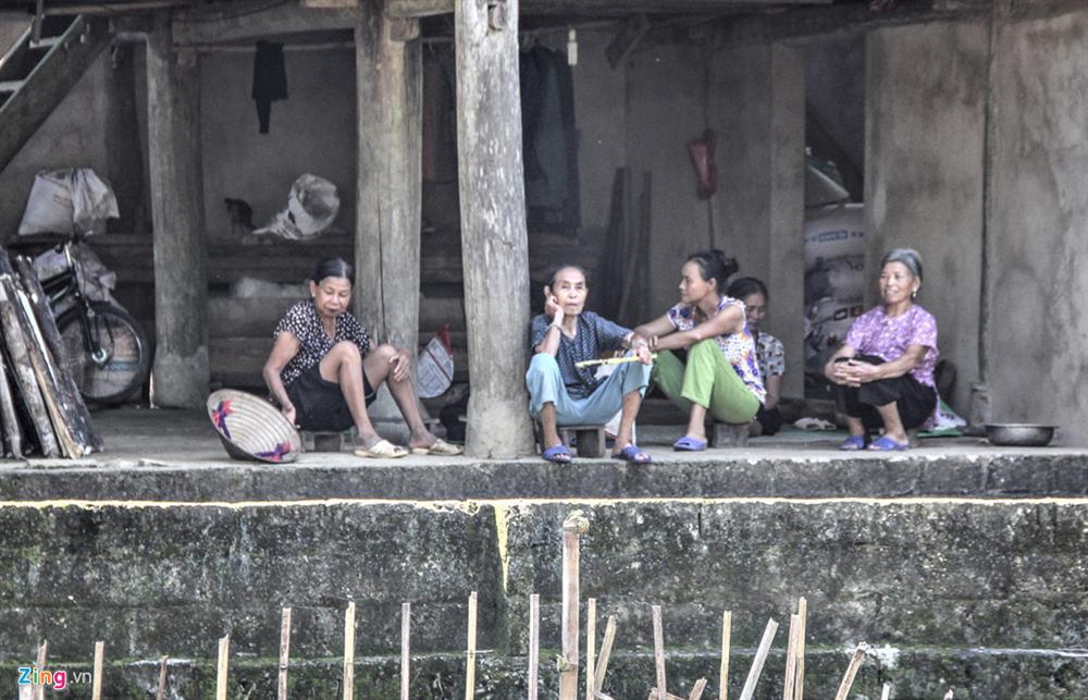 Tôi sững sờ khi biết tin con gái 18 tháng tuổi nhiễm HIV-1