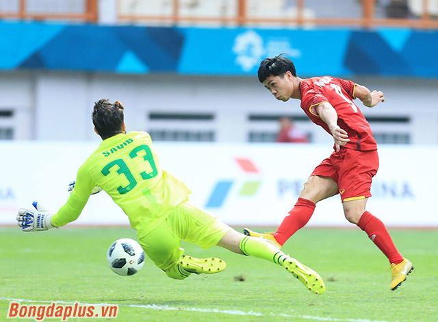 Hòa Minzy quẩy tưng bừng khi Công Phượng ghi bàn giúp U23 Việt Nam chiến thắng vẻ vang-1