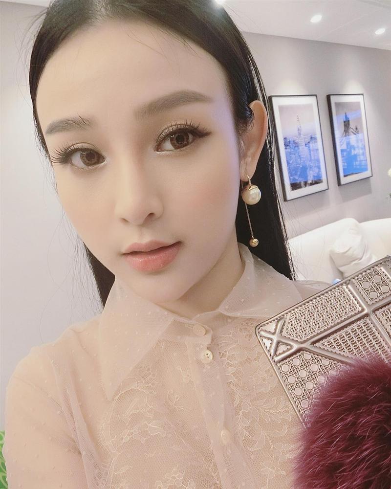 SAO MAKE OVER: Kỳ Duyên mắc lỗi cơ bản quên cạo lông mày - Quốc Thiên mặt đơ như tượng-3