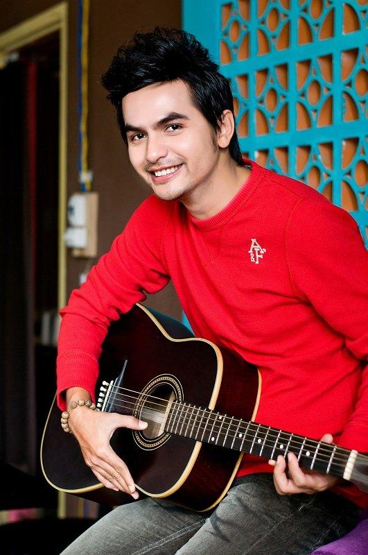 Cuộc sống ở Mỹ của diễn viên kiếm 230 triệu mỗi tháng, vợ là hoa hậu-1