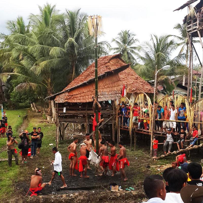 Những tập tục kỳ dị chỉ có ở Indonesia-10