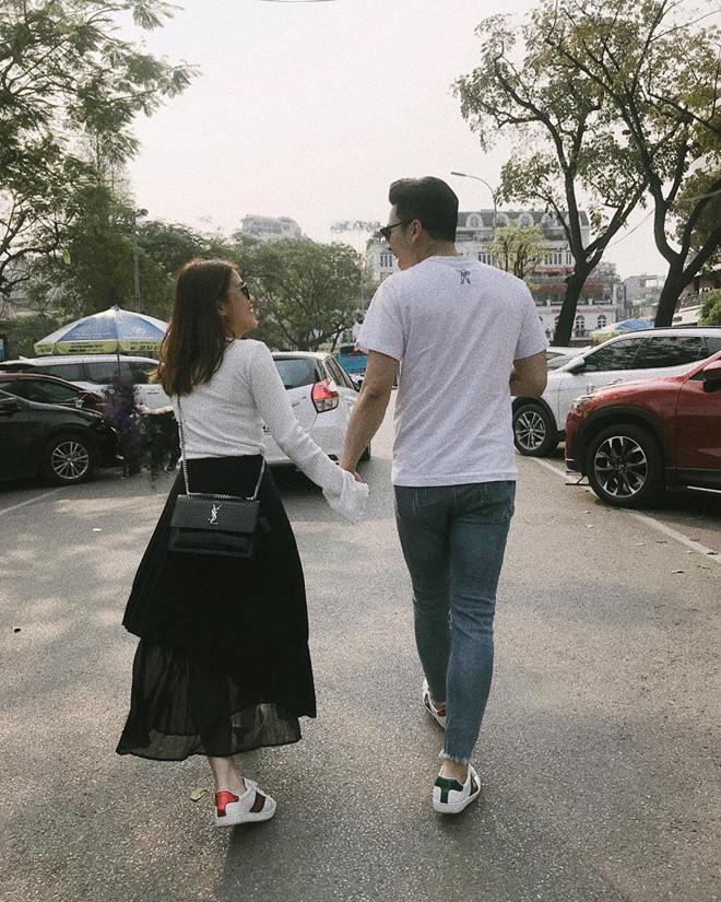 Ngọc Thảo hôn bạn trai Việt kiều say đắm sau tin đồn chia tay-2