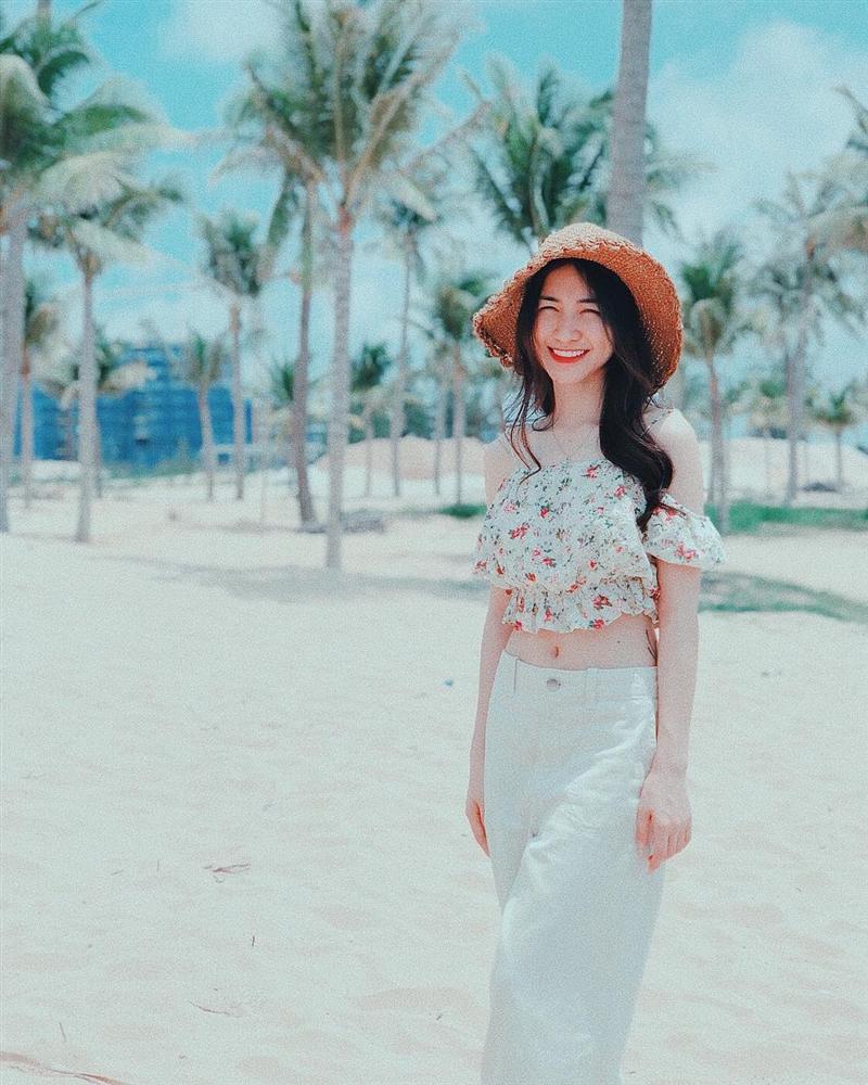 Hòa Minzy bây giờ chỉ thích nhất kiểu trang phục này để khoe thành quả giảm cân hùng hục-6