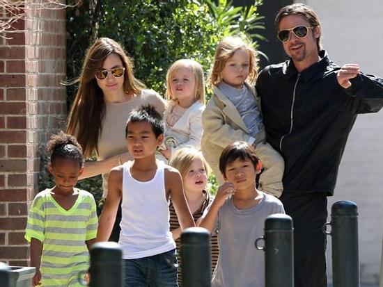 Tiết lộ chi phí tốn kém nuôi 6 con của Brad Pitt và Angelina Jolie