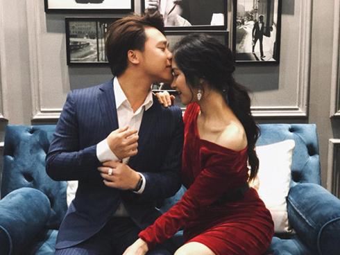 Bạn gái bỗng dưng bị 'đào mộ' chuyện từng yêu Công Phượng, bạn trai Hòa Minzy một mực 'chỉ tin và nghe em thôi'