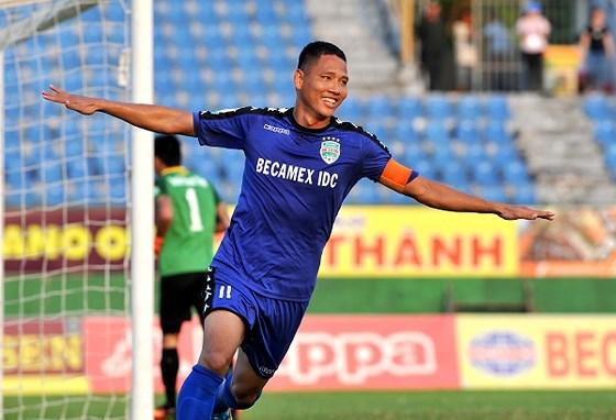 Chân dung cầu thủ vừa ghi bàn thắng cho Olympic Việt Nam-5