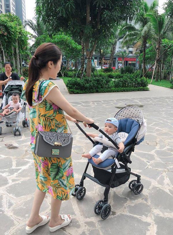 Ở với Hằng Túi, con trai Bella ngày càng bụ bẫm, được dùng xe đẩy nhập khẩu-2