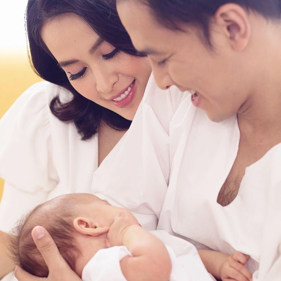 Ghét mẹ quay sang chê con, Tú Vi công khai muốn băm nát mặt antifan vì dám làm tiểu công chúa đau lòng-1