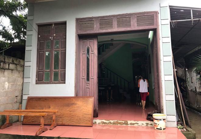 Kẻ bịt mặt sát hại hai vợ chồng lúc rạng sáng-1