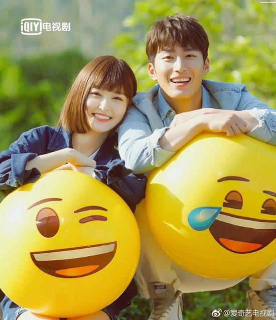 Nhìn lại hình ảnh ngọt ngào của các cặp đôi Hoa ngữ nhân lễ Thất Tịch-13