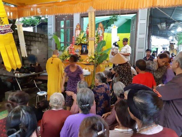 Nỗi đau người con trai 16 tuổi tận mắt thấy cha mẹ bị sát hại tại nhà ngay trong đêm nhưng không thể giải cứu-1