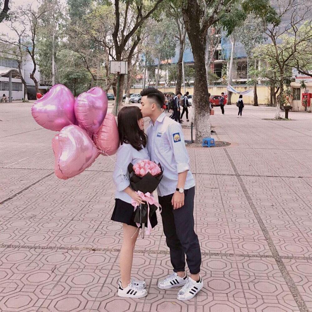 Học chung trường, thầm để ý nhau 2 năm, cặp đôi sinh năm 2000 đánh liều tỏ tình và cái kết-4