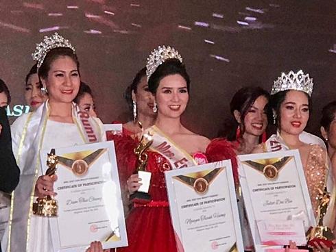 Mảng tối của những chiếc vương miện quý bà khi sứ mệnh chưa tỏ nhưng thị phi quá tường-10