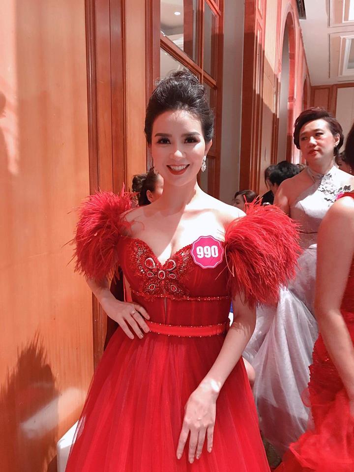 Đoạt vương miện nhưng tên chẳng ai biết, Đỗ Thị Thanh Huyền bị nghi ngờ thi chui Hoa hậu Phụ nữ Á Đông 2018-1