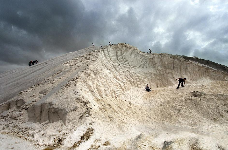 Chinh phục núi muối Thất Cổ trắng như tuyết ở Đài Loan-4