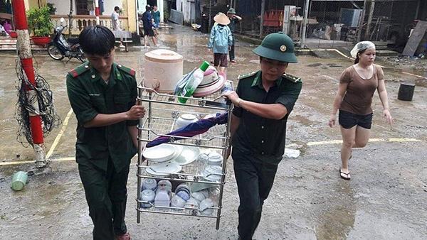 Chạy lũ xuyên đêm, 5 người chết ở Nghệ An-5