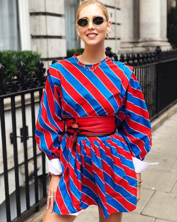 Ngả mũ trước tài mặc gì đẹp nấy của bà mẹ blogger hot nhất thế giới-5