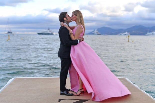 Ngả mũ trước tài mặc gì đẹp nấy của bà mẹ blogger hot nhất thế giới-14