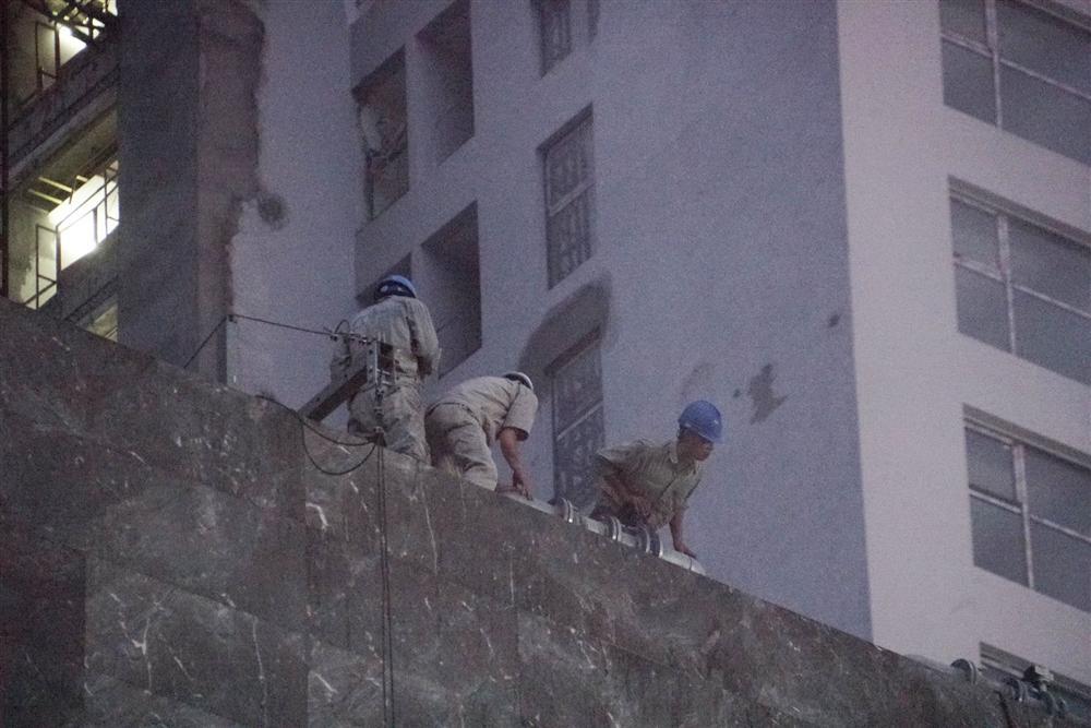 Hà Nội: Cháy công trình trên đường Cầu Giấy, khói bốc cao chục mét-5